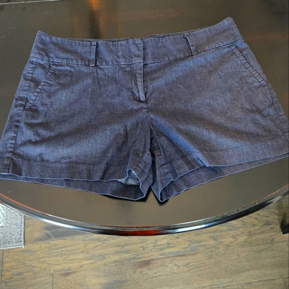 Ann Taylor jean-colored shorts 💙